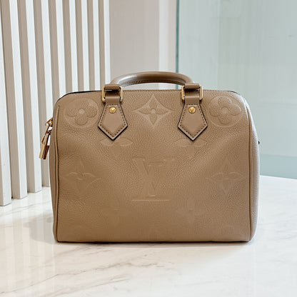 LV Speedy 25 in Tourterelle Empreinte Leather