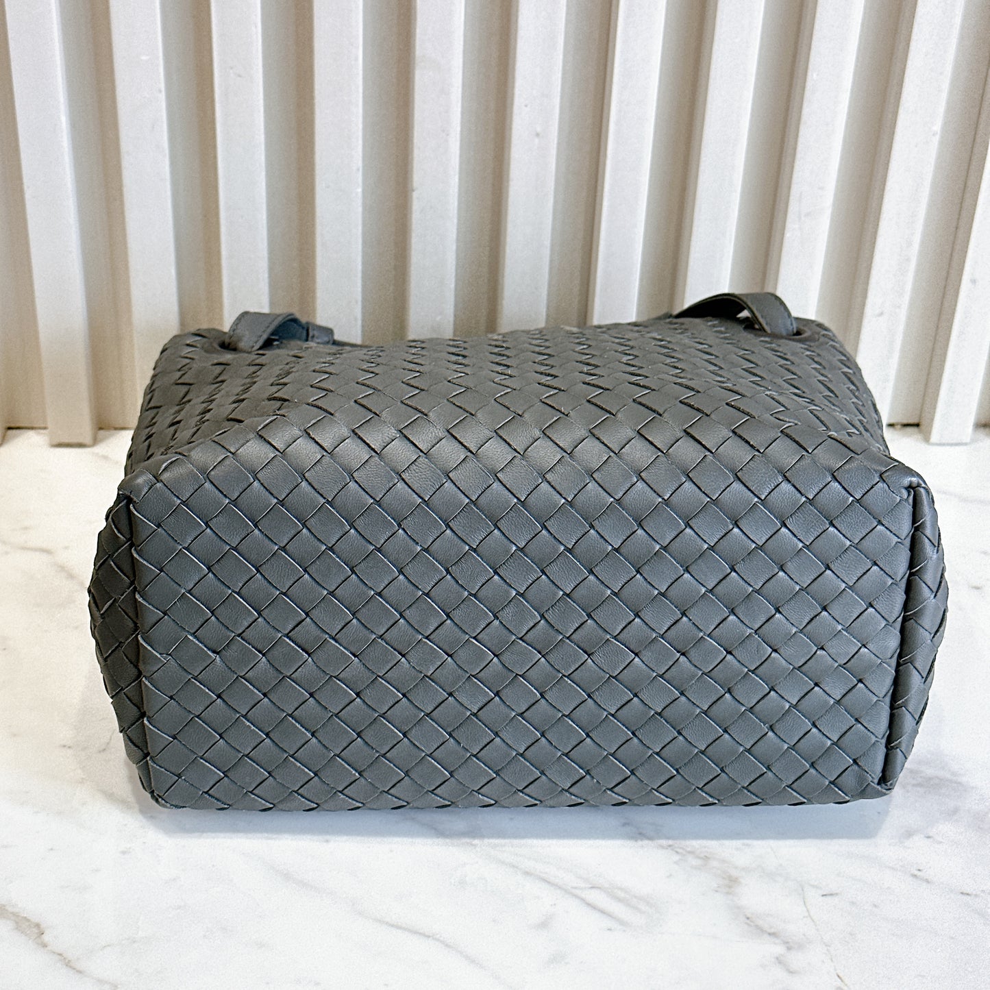 Bottega Garda Small in Grey