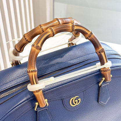 Gucci Diana Duffle in Blue Medium
