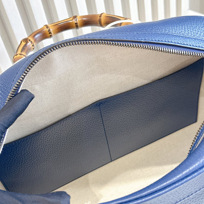 Gucci Diana Duffle in Blue Medium