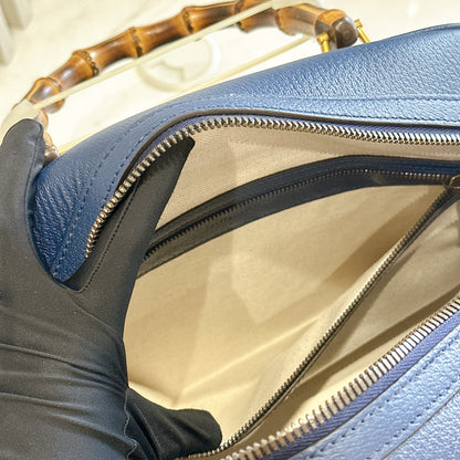 Gucci Diana Duffle in Blue Medium