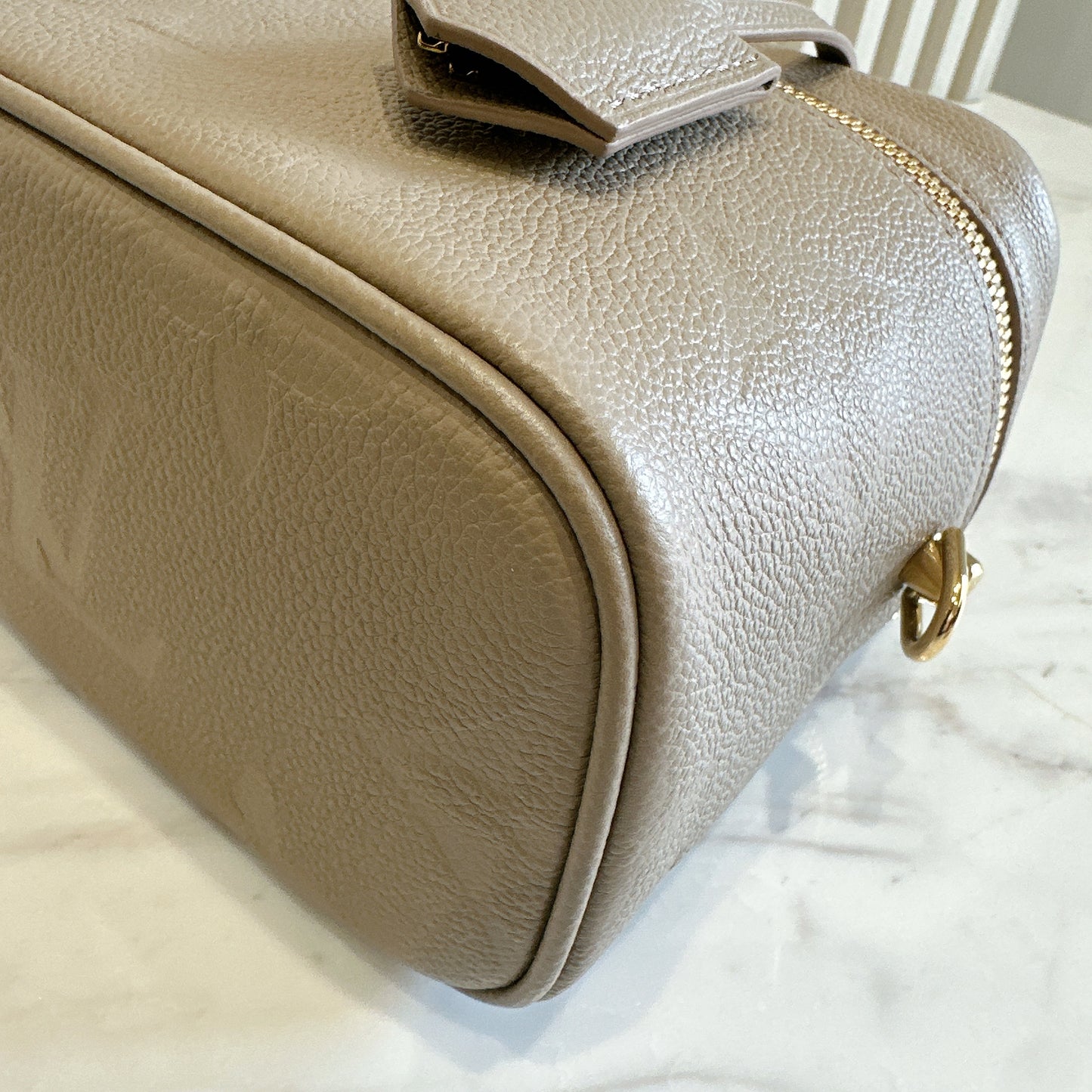 LV Empreinte Monogram Vanity PM Tourterelle
