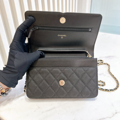 Chanel Filigree Chain Wallet in Black