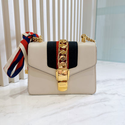 Gucci Sylvie White Mini Chain Bag