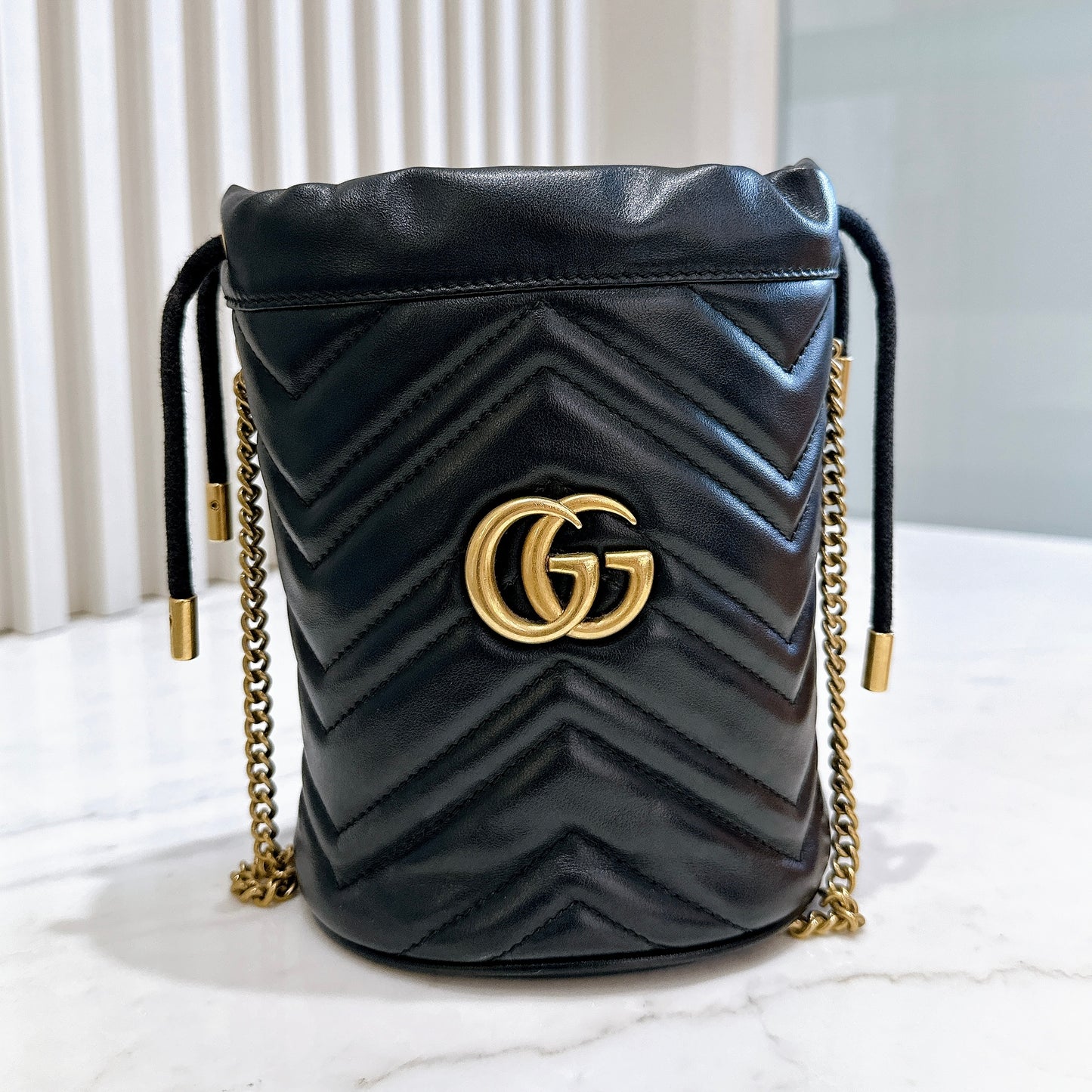 Gucci GG Marmont Small Bucket Bag
