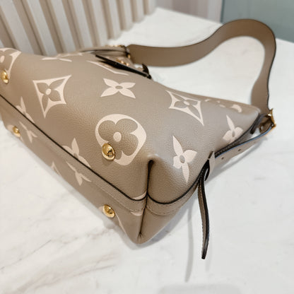 LV CarryAll PM Bicolour Monogram Empreinte