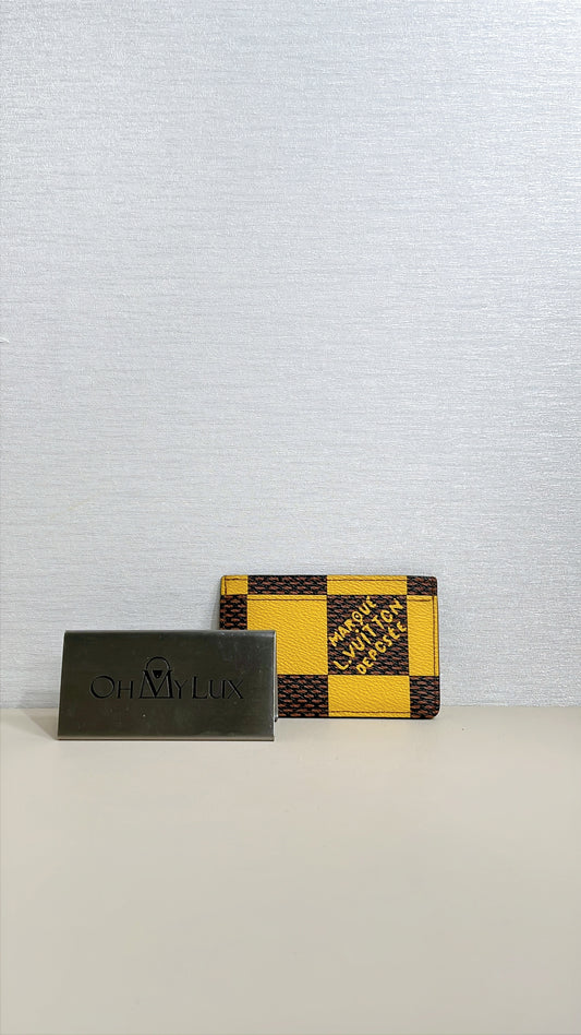 LV Porte Cartes Simple Damier Pop Jaune Mat