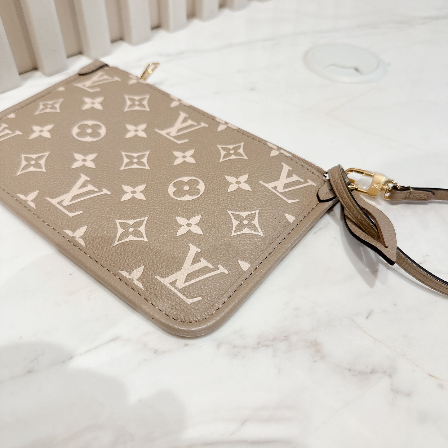 LV CarryAll PM Bicolour Monogram Empreinte
