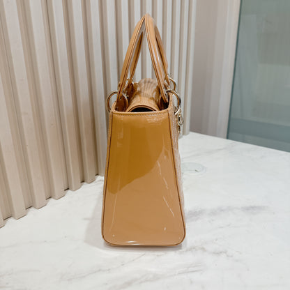Lady Dior Medium in Beige Patent GHW