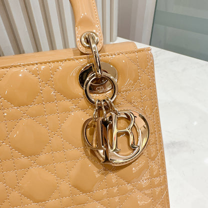 Lady Dior Medium in Beige Patent GHW