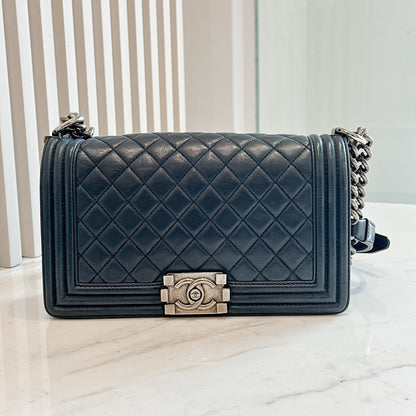 Chanel Boy Old Medium in Blue