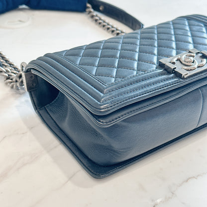 Chanel Boy Old Medium in Blue