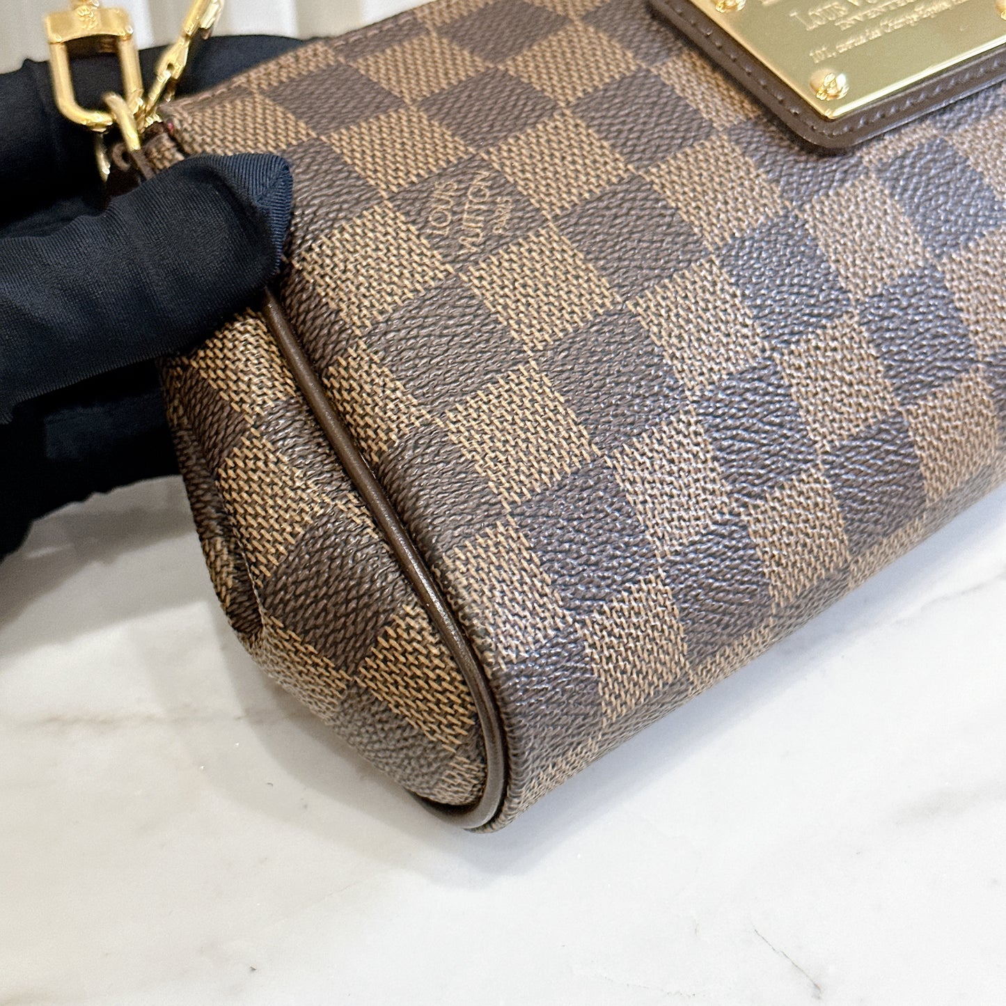 LV Damier Ebene Eva Clutch