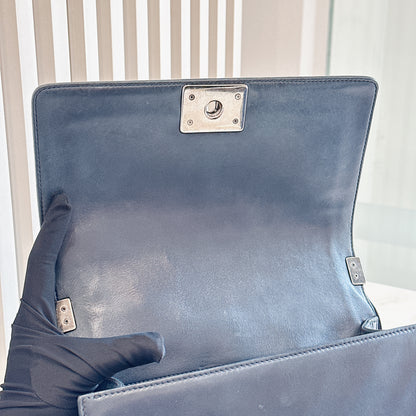 Chanel Boy Old Medium in Blue