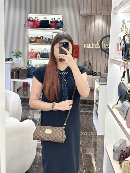 LV Damier Ebene Eva Clutch