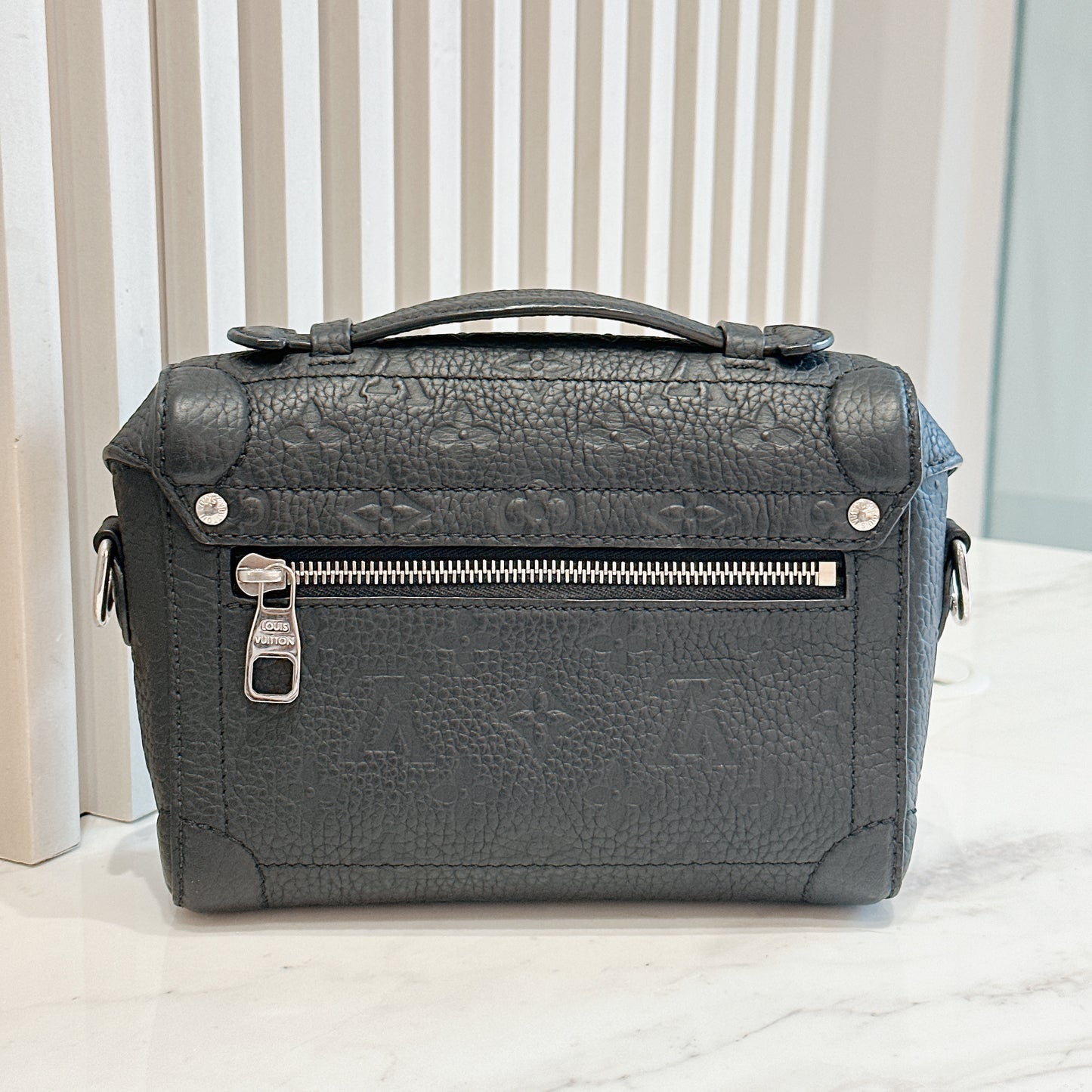 LV Soul Trunk Taurillon in Ultra Black