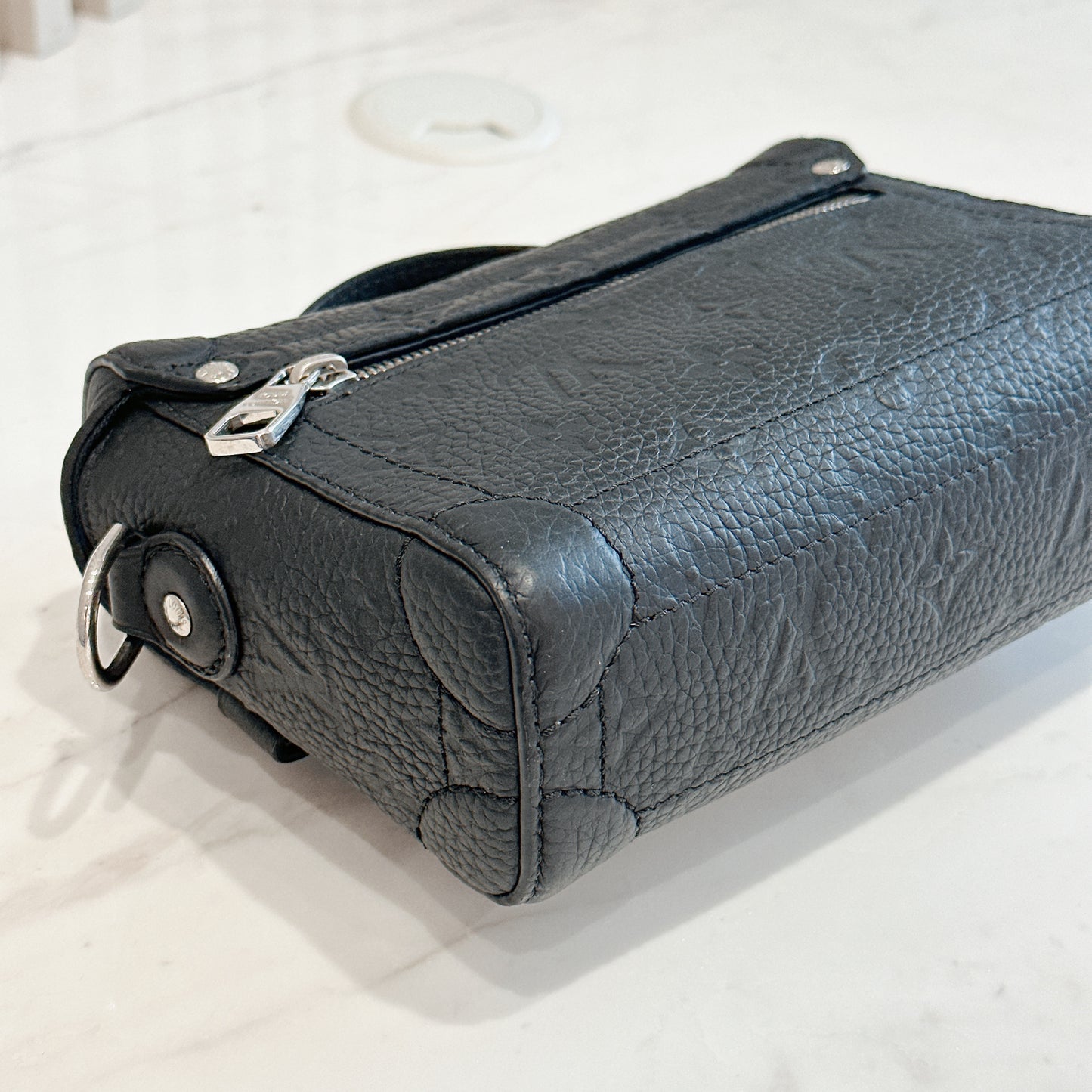 LV Soul Trunk Taurillon in Ultra Black