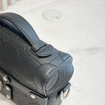 LV Soul Trunk Taurillon in Ultra Black