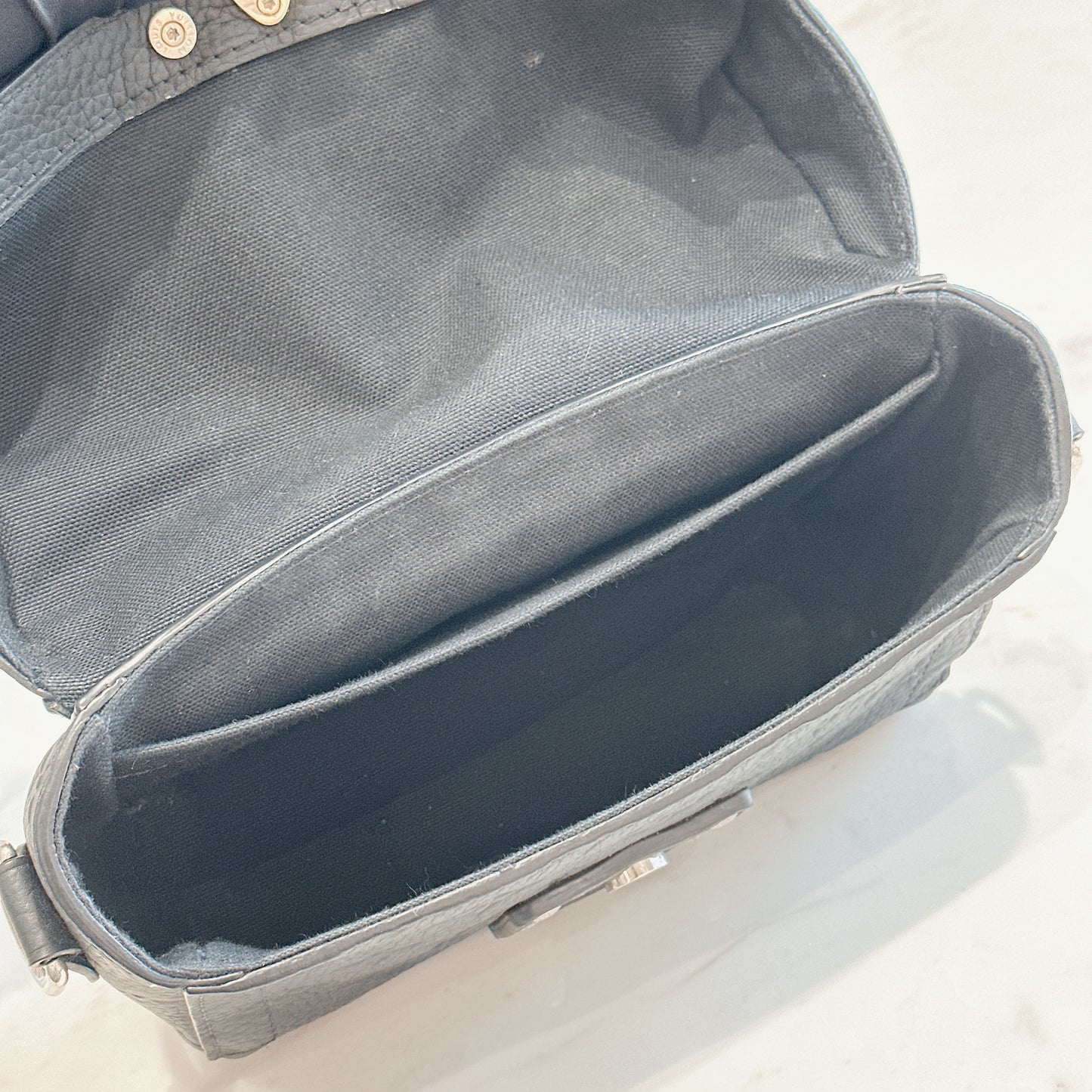 LV Soul Trunk Taurillon in Ultra Black