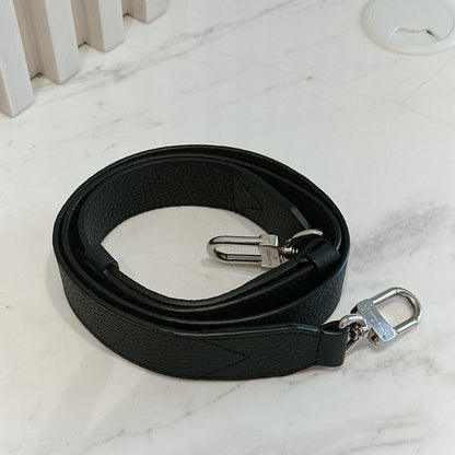 LV Soul Trunk Taurillon in Ultra Black