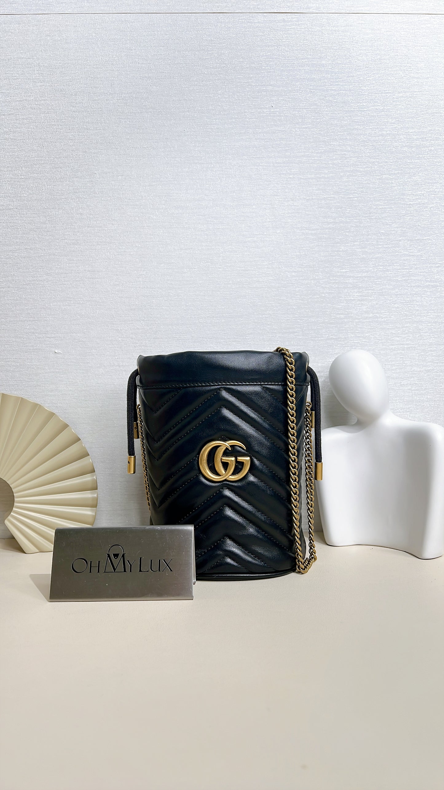Gucci GG Marmont Small Bucket Bag