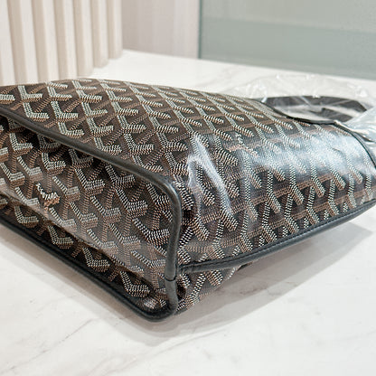 Goyard Mini Anjou in Black