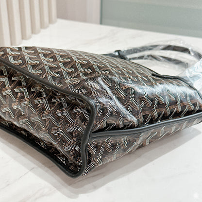 Goyard Mini Anjou in Black