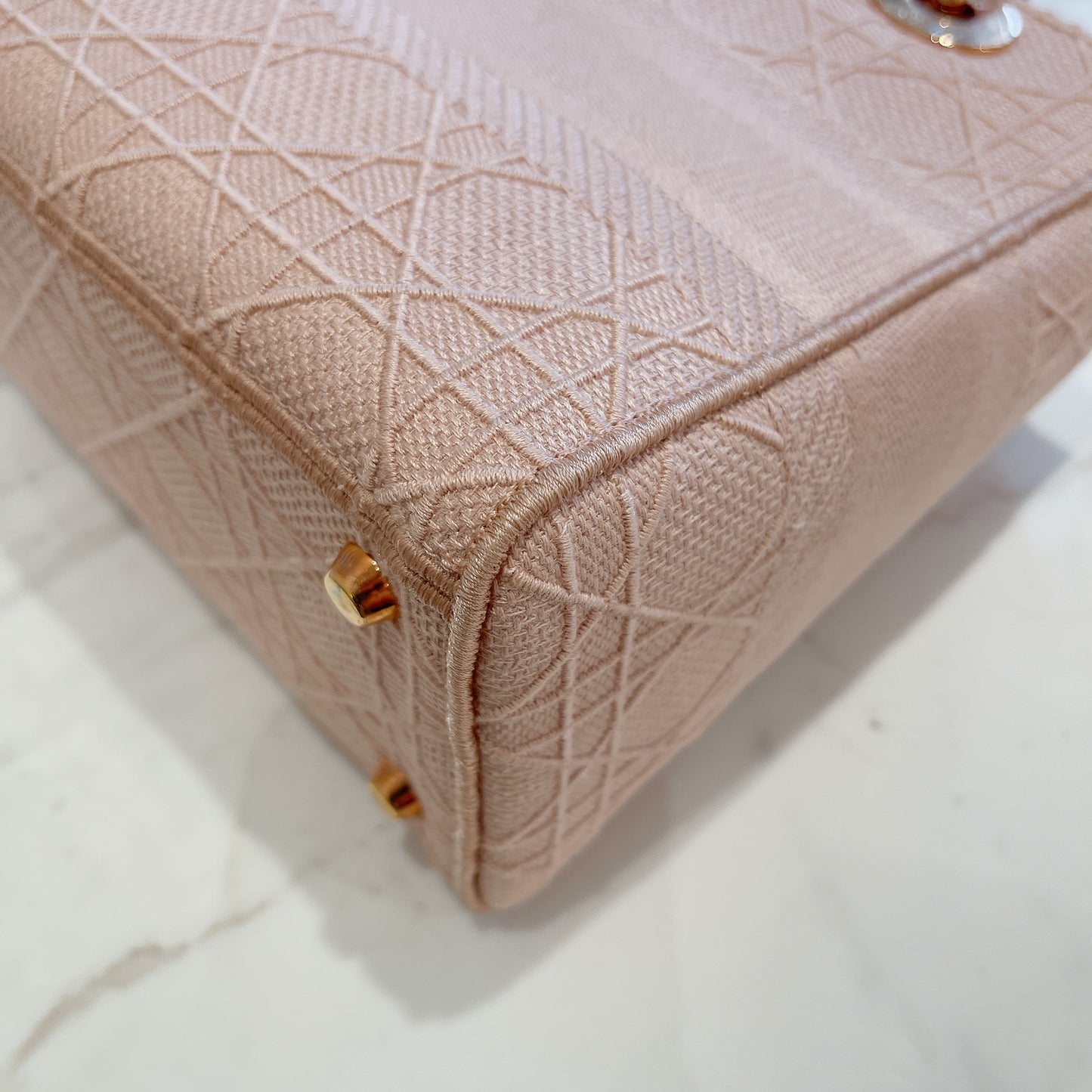 Lady D-Lite Canvas Embroidered Cannage Medium in Pink