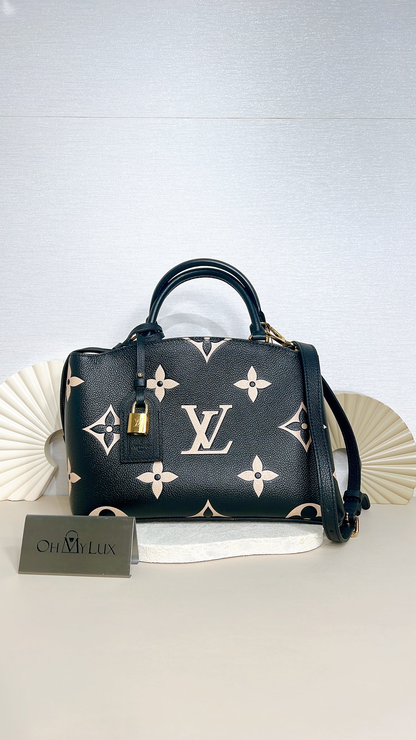 LV Petit Palais Bicolour in Black/Creme