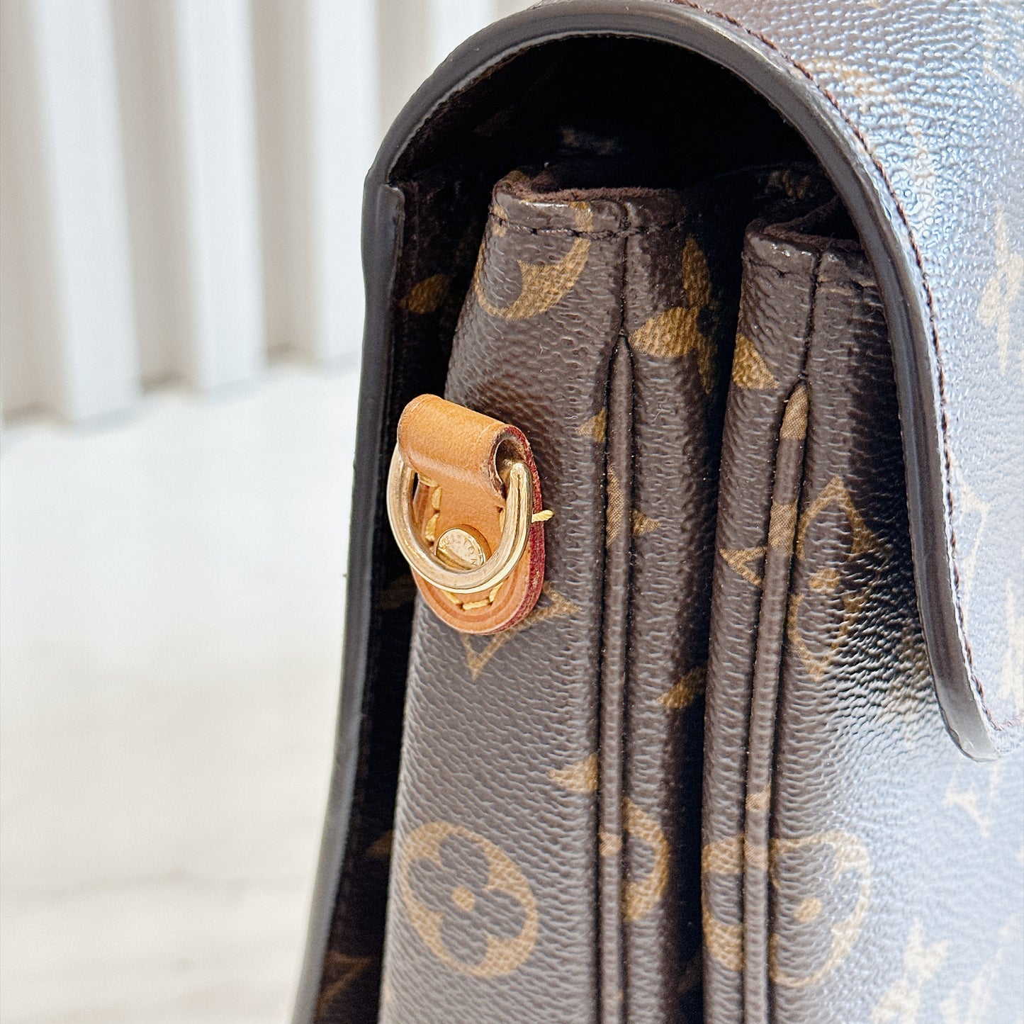 LV Monogram Pochette Metis