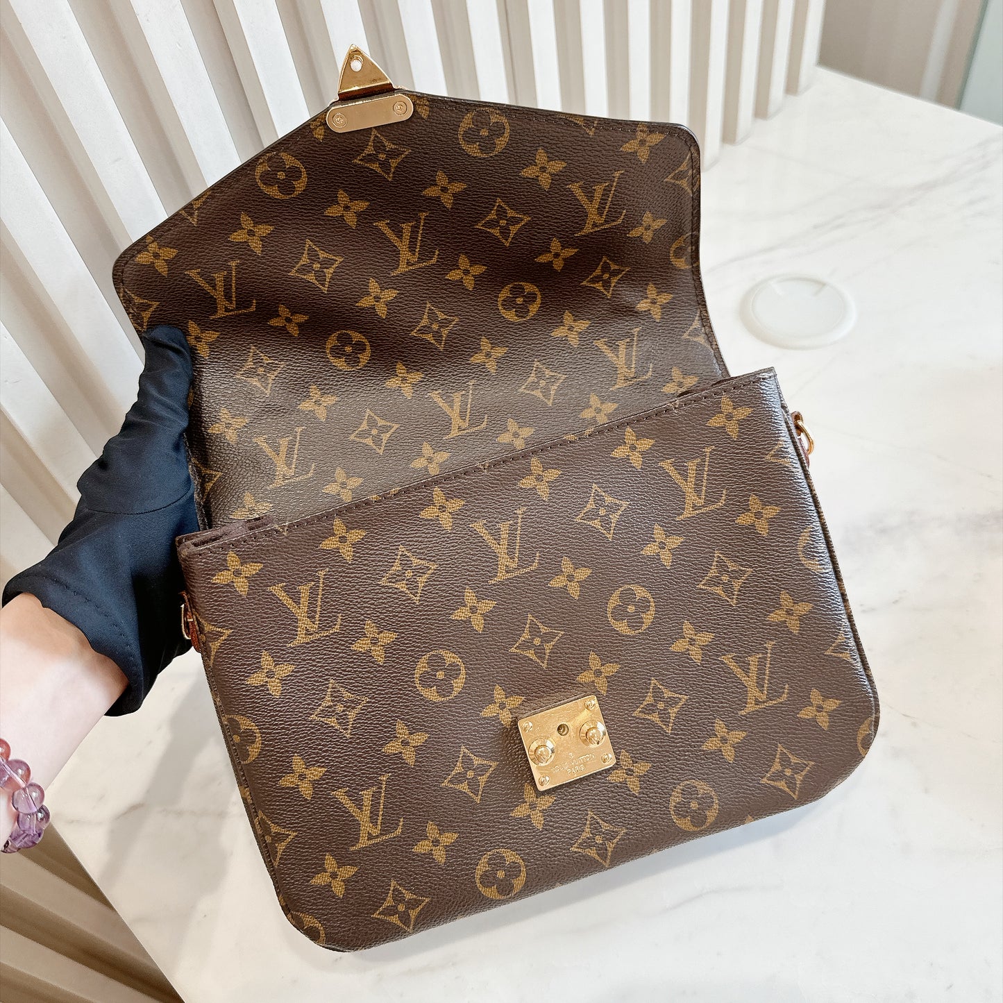 LV Monogram Pochette Metis