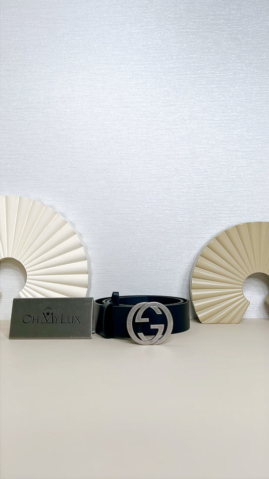 Gucci Black Leather Silver Interlocking Belt