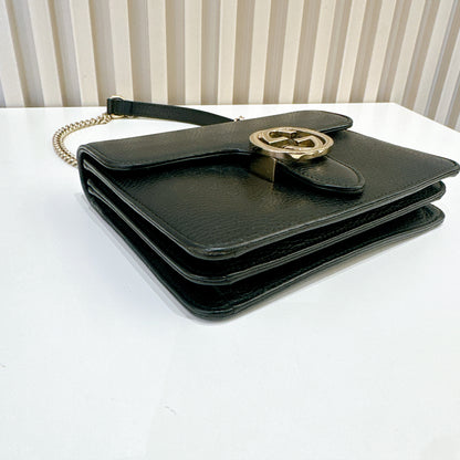 Gucci Interlocking Shoulder Bag in Black