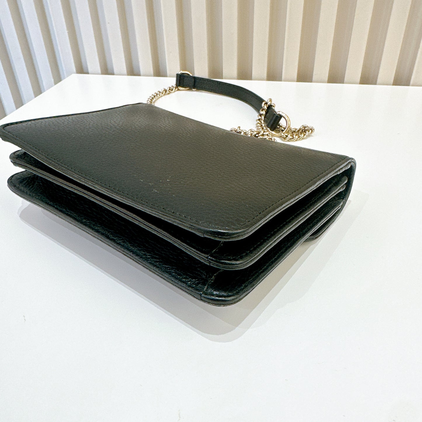 Gucci Interlocking Shoulder Bag in Black