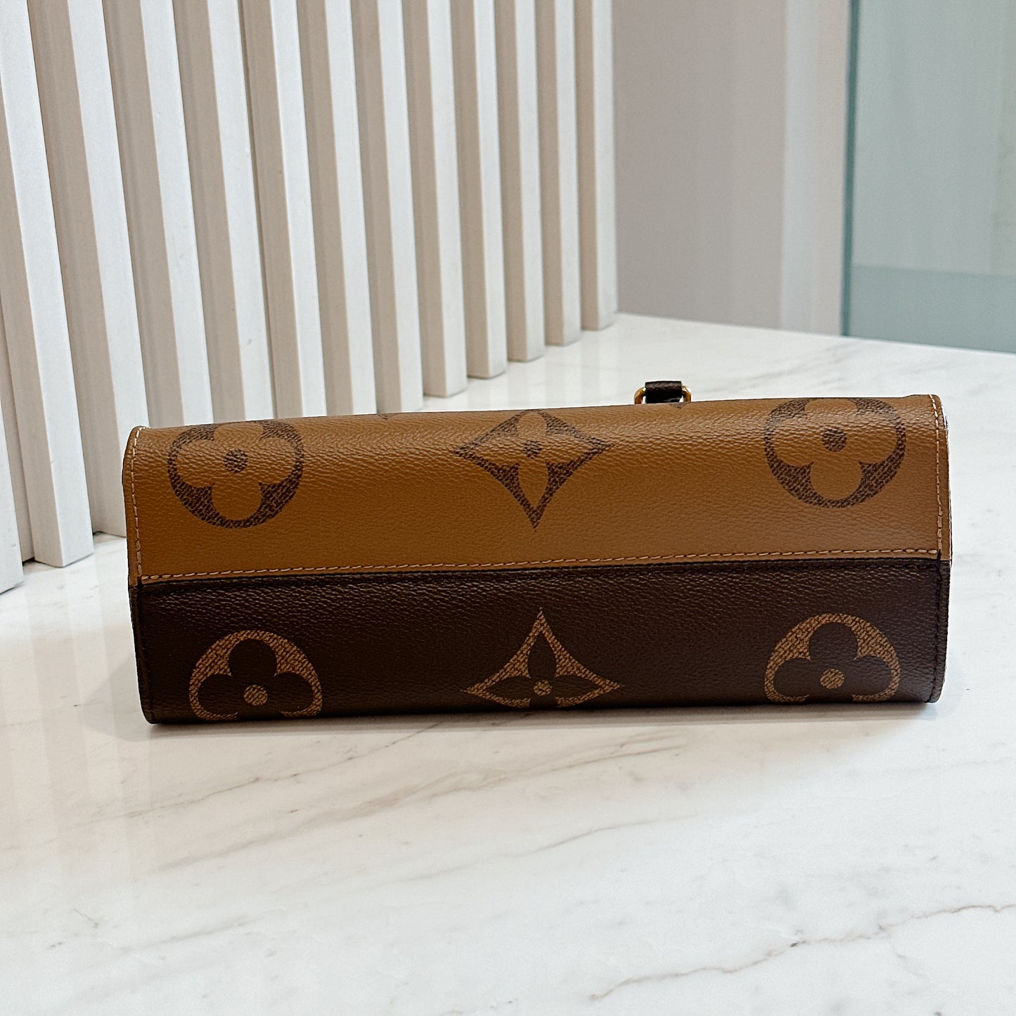 LV Monogram Reverse On The Go East West