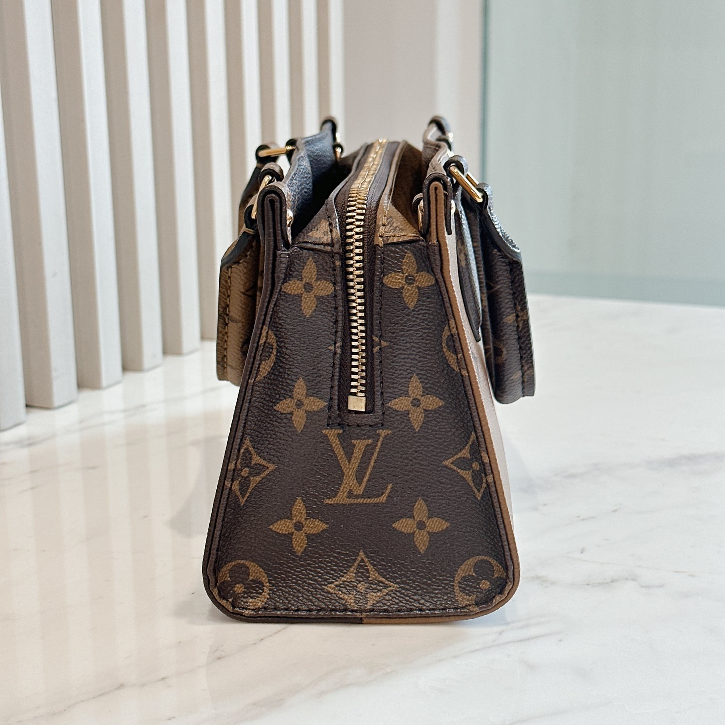 LV Monogram Reverse On The Go East West