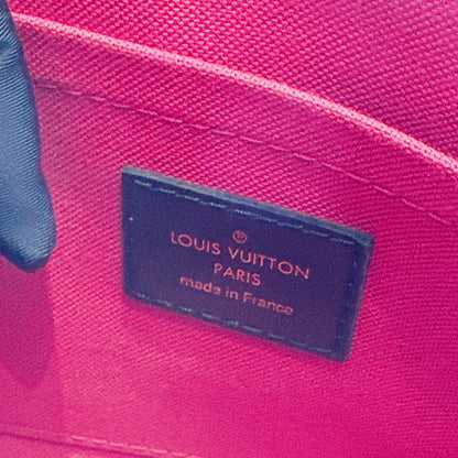 LV Monogram Reverse On The Go East West