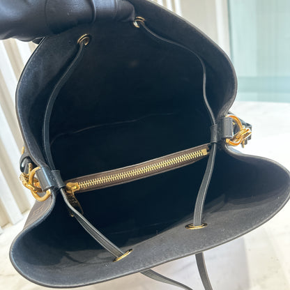 LV Monogram Neo Noe MM in Black