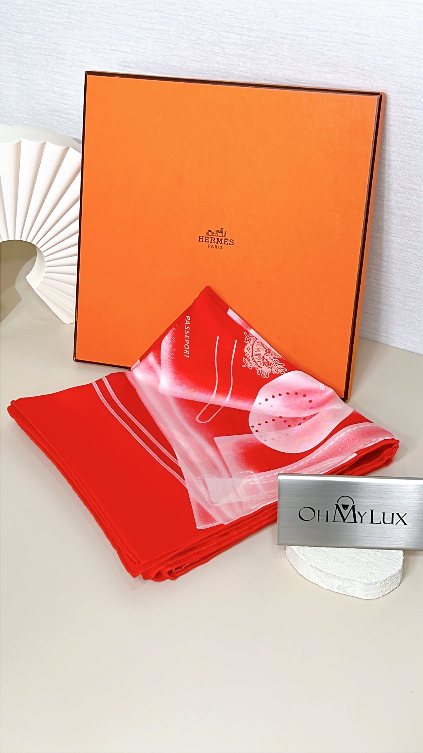 Hermes Please Check in Scarf in Red