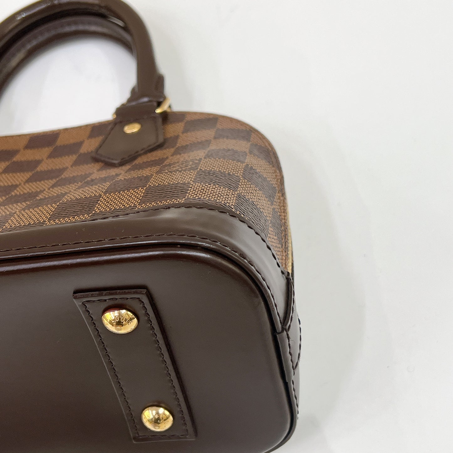 LV Damier Ebene Alma BB