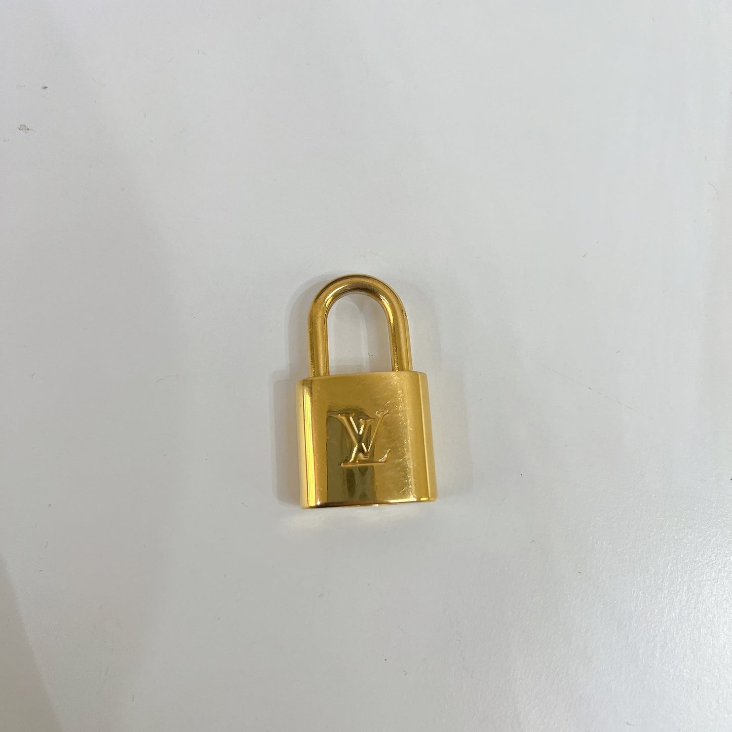 LV Damier Ebene Alma BB