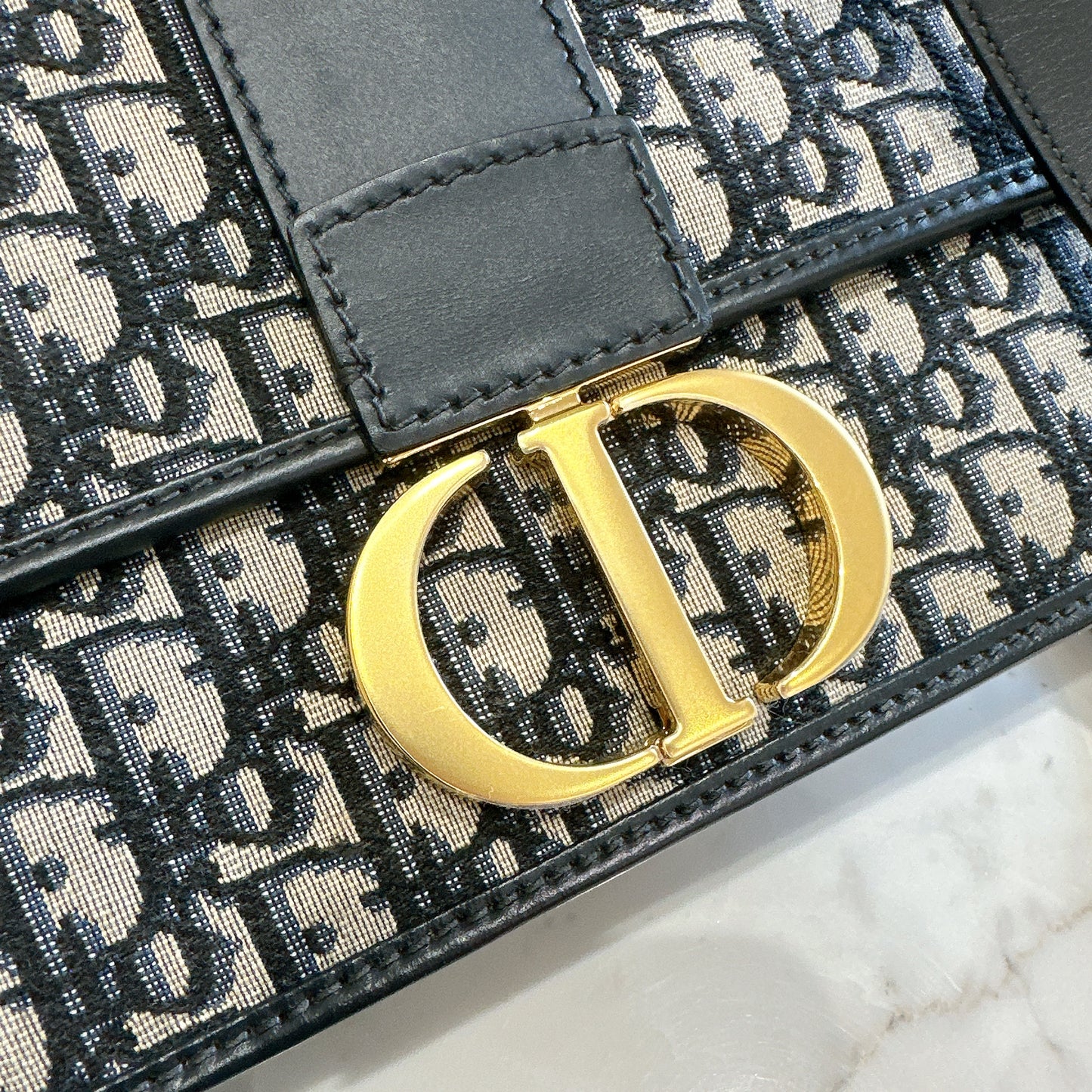 Dior Montaigne 30 Flap Bag