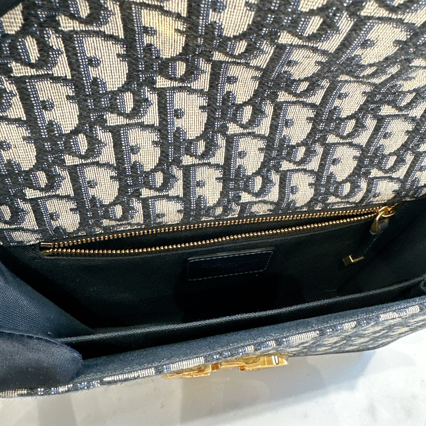 Dior Montaigne 30 Flap Bag