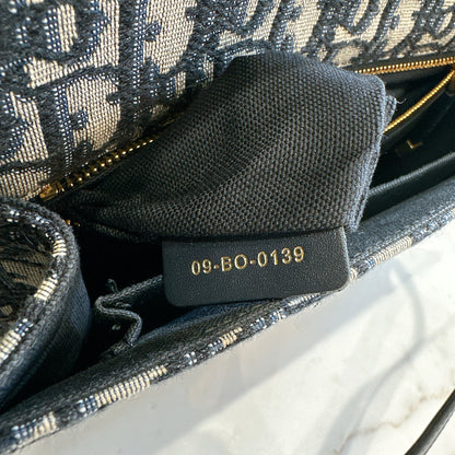 Dior Montaigne 30 Flap Bag