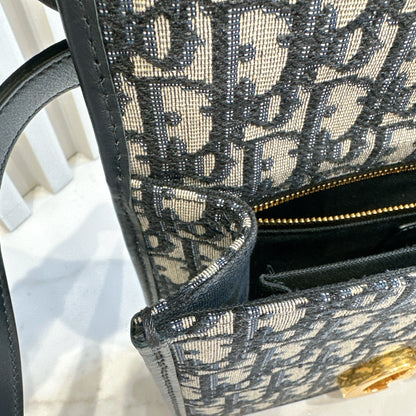 Dior Montaigne 30 Flap Bag