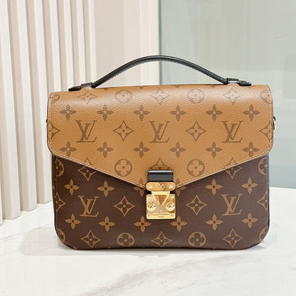 LV Pochette Metis Reverse Monogram