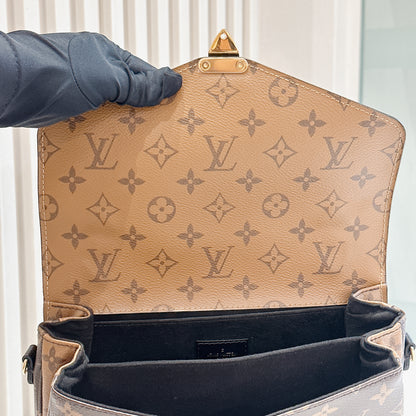 LV Pochette Metis Reverse Monogram