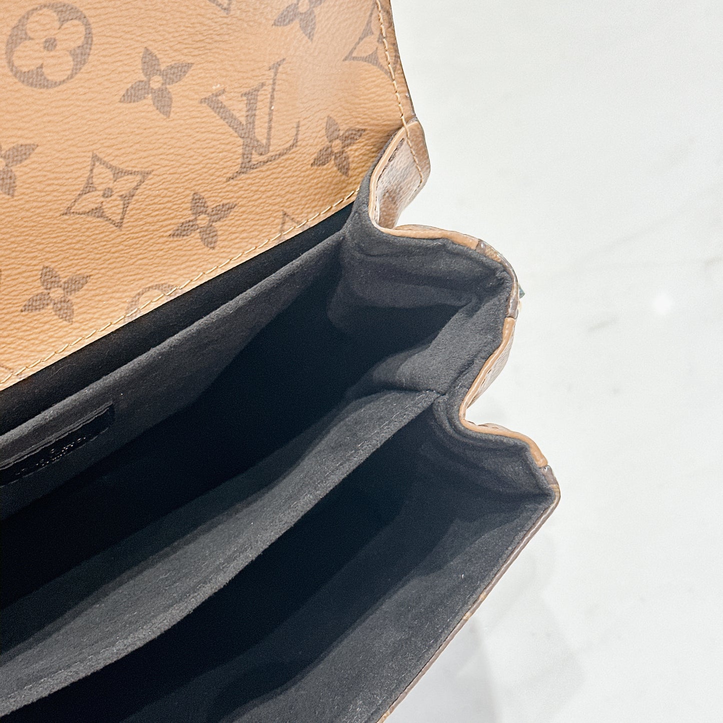 LV Pochette Metis Reverse Monogram