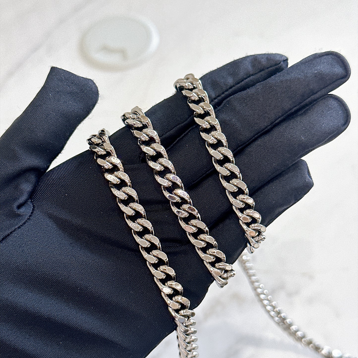YSL Wallet On Chain Black SHW