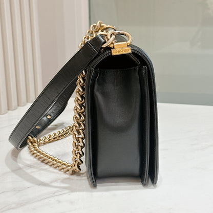 Chanel Boy New Medium in Black Lambskin